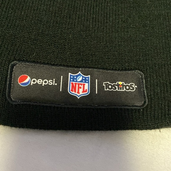 Black Tuque - Small - Picture 2 of 2